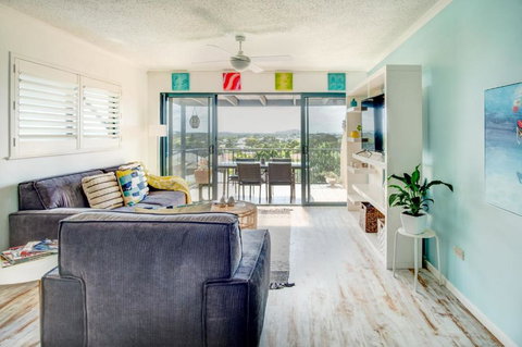 Coolum Beach 3 Level Townhouse Private Rooftop Terrace Spa Overlooking Mount Coolum - Accommodation Australia 2