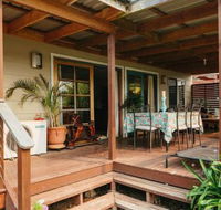 Comfortable Outdoor Entertaining Lake Walks - Accommodation Australia