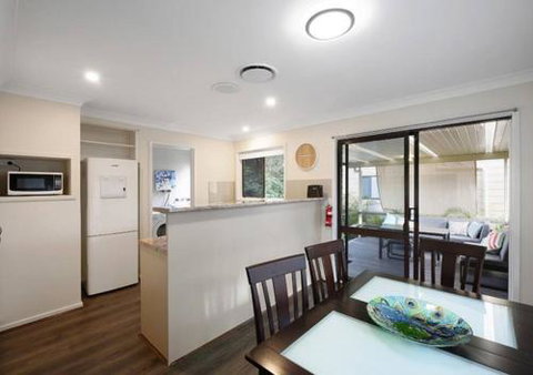 Convenient Location Close To Tuggerah Lake - Accommodation Australia 2