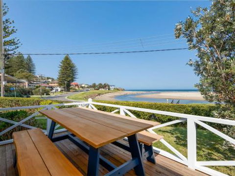 THE BEACH HOUSE Gerroa 4pm Check Out Sundays - Accommodation Australia 4
