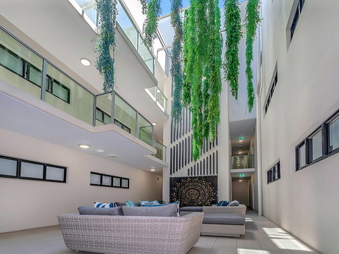 Apartment Near City On Lake 3 - Australia Shopping 3