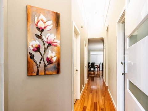 On Chapel - Accommodation Australia 5