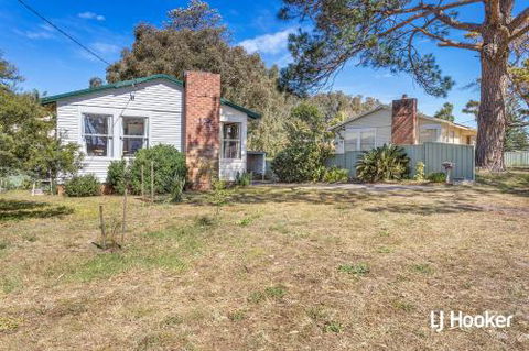 Cromarty Cottage 900m From Birubi Beach - Australia Shopping 3