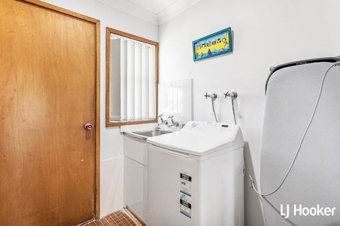 Cromarty Cottage 900m From Birubi Beach - Australia Shopping 5