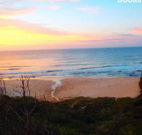 Bombora self contained studio - Accommodation Australia