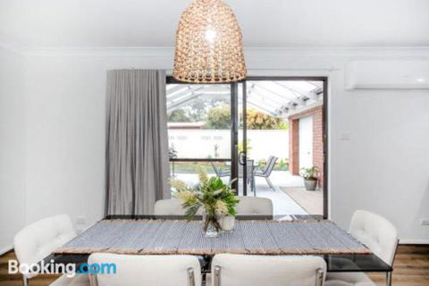 Lake Dreaming 4 Lulworth - Accommodation Australia 5