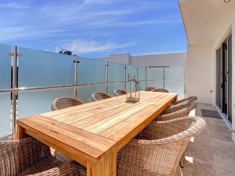 Rosalea By The Bay - Australia Shopping 3