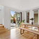 NORMANBY Coastal FREE WIFI & NETFLIX - Accommodation Australia 0