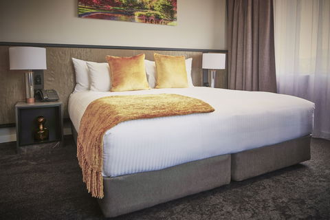 The Remington Orange - Australia Shopping 2