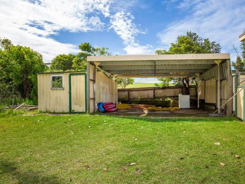 Arklow I Pet Friendly With Ocean Views - Accommodation Australia 5