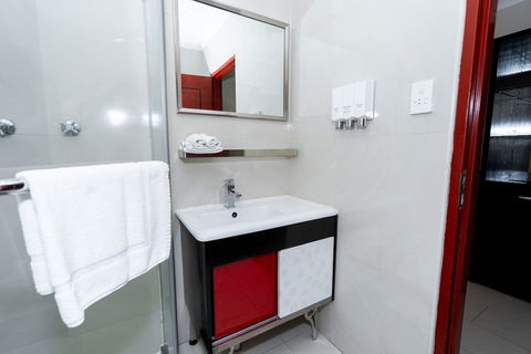 Ananda Wellness Retreat - Bed n Breakfasts 6