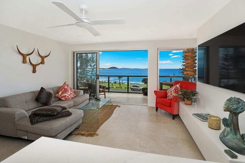 SPECTACULAR OCEAN FRONT Sounion6 - Accommodation Australia 5