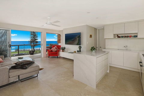 SPECTACULAR OCEAN FRONT Sounion6 - Accommodation Australia 3