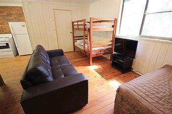 North Coast Holiday Parks Hungry Head Cabins - Local Tourism 2