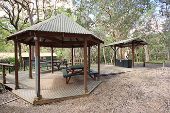 North Coast Holiday Parks Hungry Head Cabins - Local Tourism 5