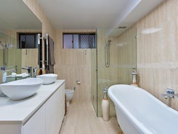 Yachtsmans Rest Unit 1 / 37 Victoria Parade - Local Tourism 1