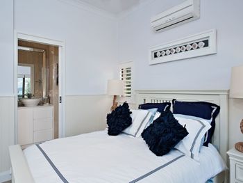 Yachtsmans Rest Unit 1 / 37 Victoria Parade - Local Tourism 3