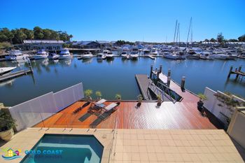 Harbourfront Retreat - Accommodation Australia 3