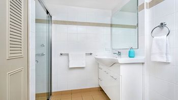 The Apartment Service HELP7 - Local Tourism 4