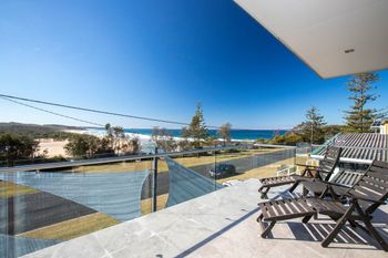 DOLPHIN VIEWS - Accommodation Australia 0