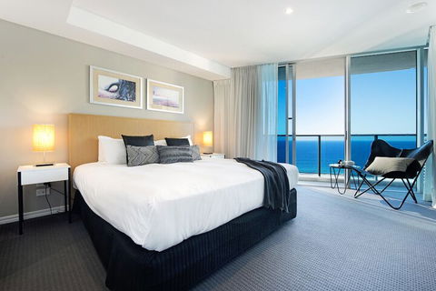 H Residences 2 Bedroom Ocean View In Surfers Paradise - Accommodation Australia 5