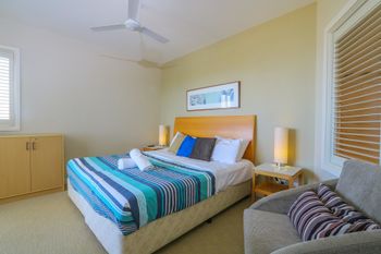 Resort Apartment On Salt Beach 6318 - Local Tourism 3