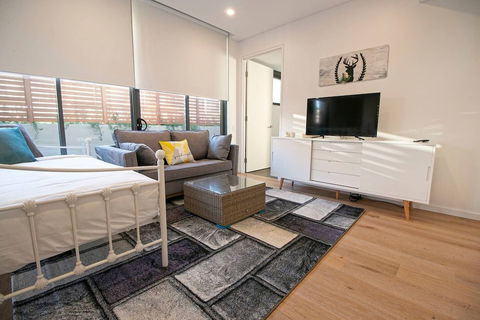 F03-darling Harbour 1 BDR APT - Accommodation Australia 1