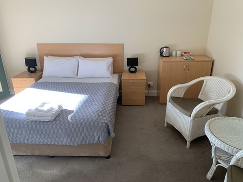 Settlers Hotel York - Local Tourism 4