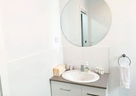 Brand New Home - 10min To Beach & Torquay - Local Tourism 5
