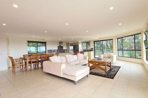 A Vista, Townhouse 1 - Accommodation Australia 0