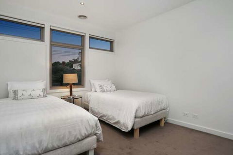 Kew Luxurious Townhouse - Accommodation Australia 3