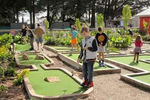 Home Near Shops & Beach - Accommodation Australia 5