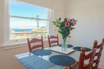 Coogee Apartment - Local Tourism 0