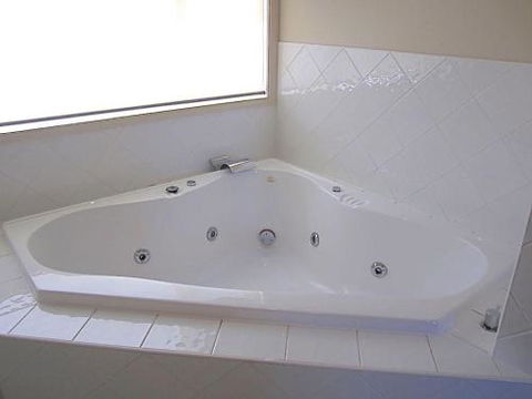 DAY DREAMING On DONLAN - Accommodation Australia 1