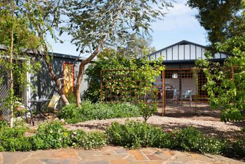 Alba House - Accommodation Australia 2