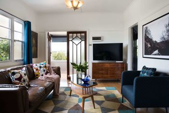 Alba House - Accommodation Australia 5