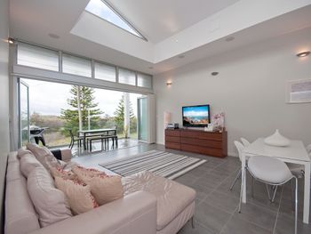 Boat Harbour Holiday 10 Noamunga Street - Australia Shopping 5