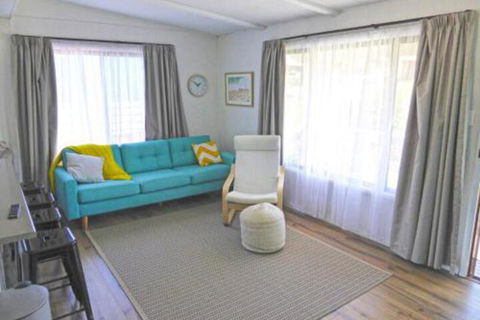 The Relax Shack At Culburra Beach Sleeps 7 - Australia Shopping 5