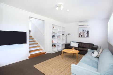 THE PARKVIEW At MOLLYMOOK - Bed n Breakfasts 3