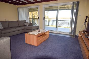 Diamond Lake House - Accommodation Australia 2
