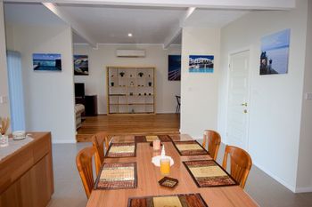 Diamond Lake House - Accommodation Australia 1
