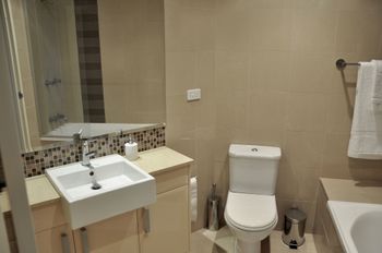 Luxury Beach Escape 90mins From Sydney - Local Tourism 3