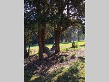 The 5th Green - Accommodation Australia 5