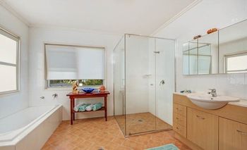 Noraville On The Beach - Accommodation Australia 4