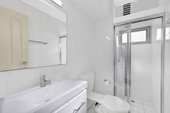 Peninsula 22 - Australia Shopping 1