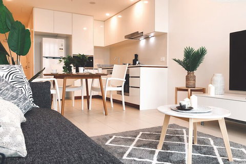 St.Tropez Apartment - Accommodation Australia 4