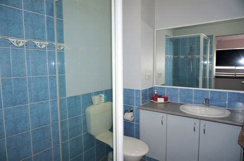 Ningaloo Breeze Villa 10 - Australia Shopping 6
