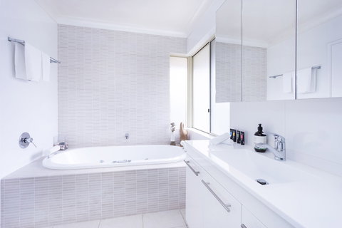 Scarborough Seaview Loft - Local Tourism 4