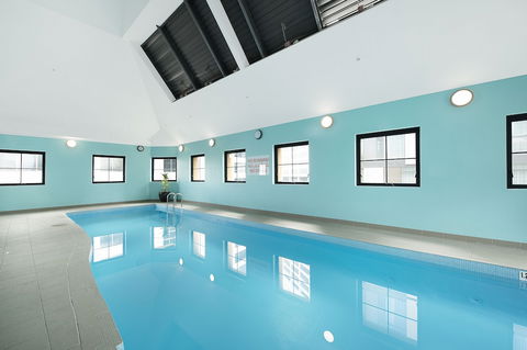 YEHS Hotel Sydney Harbour Suites - Local Tourism 3