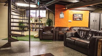 Mad Monkey Backpackers Bayswater - Accommodation Australia 2